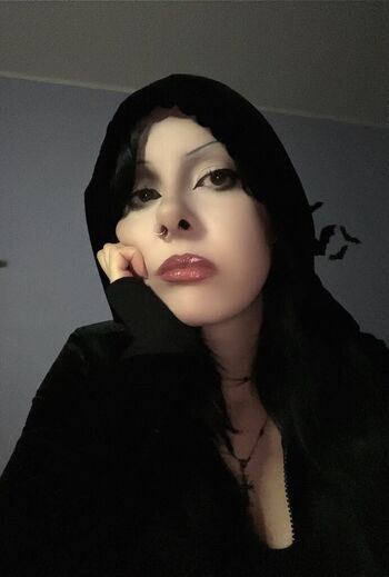 Full leaked Gothikbat private photo