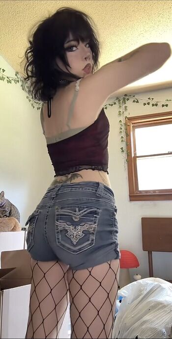 Full leaked Gothpimpbitcxh private photo