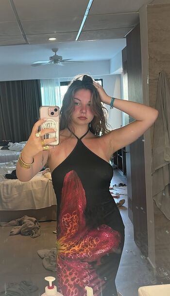 Full leaked Grace kelley private photo