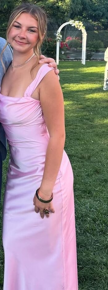 Full leaked Grace kelley private photo