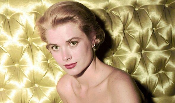 Full leaked Grace kelly private photo
