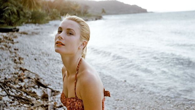 Full leaked Grace kelly private photo