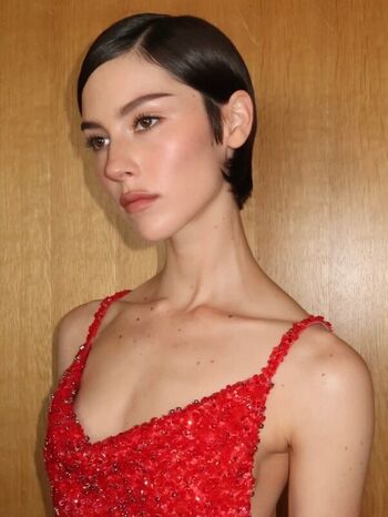 Full leaked Gracie abrams page private photo