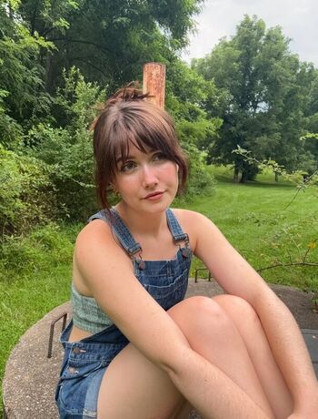 Full leaked Graciecatemakes private photo