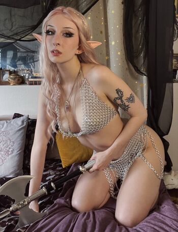 Full leaked Graveghostie private photo