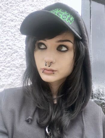 Full leaked Graveyardbaby private photo