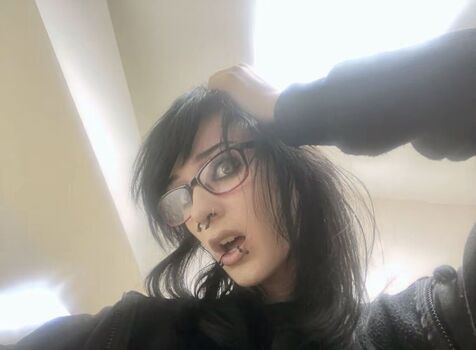 Full leaked Graveyardbaby private photo