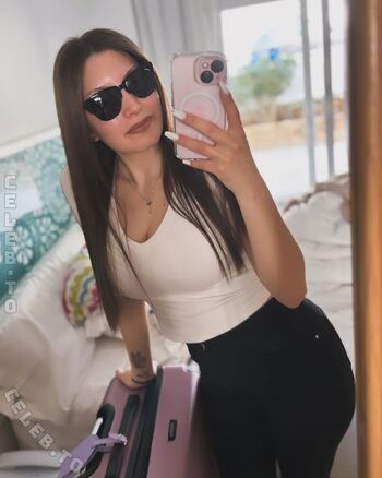 Full leaked Grazia private photo