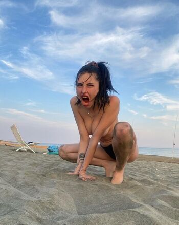Full leaked Greta menchi private photo