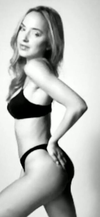 Full leaked Greta rolli private photo