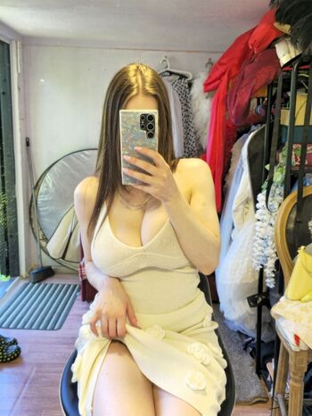 Full leaked Grettagrand private photo