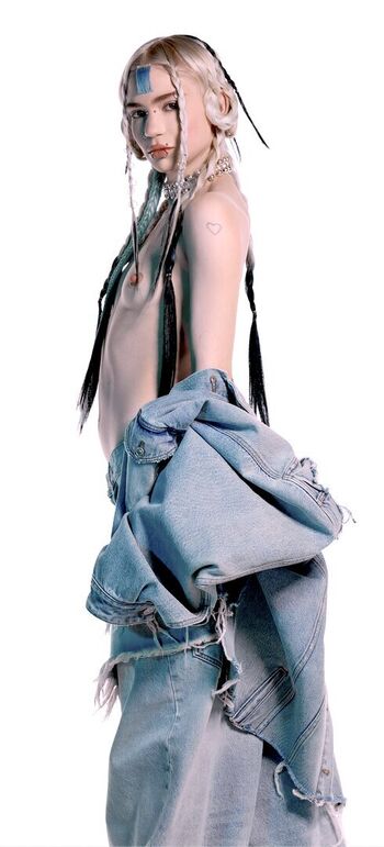 Full leaked Grimes private photo