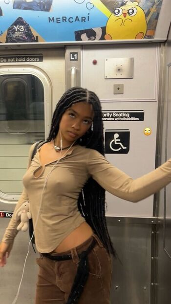 Full leaked Groovyangel page private photo