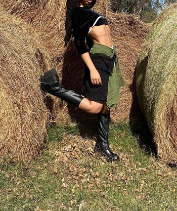 Full leaked Groovyangel page private photo