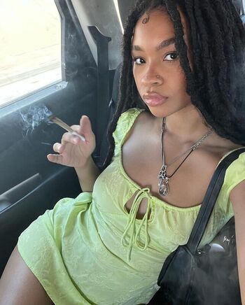 Full leaked Groovyangel page private photo