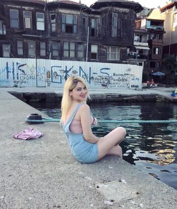 Full leaked Gulsahky private photo