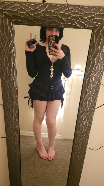 Full leaked Guttzz private photo