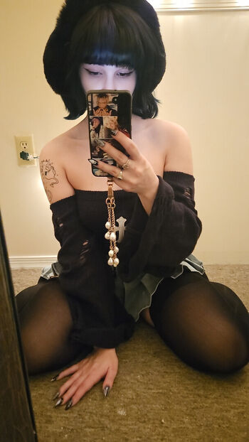 Full leaked Guttzz private photo