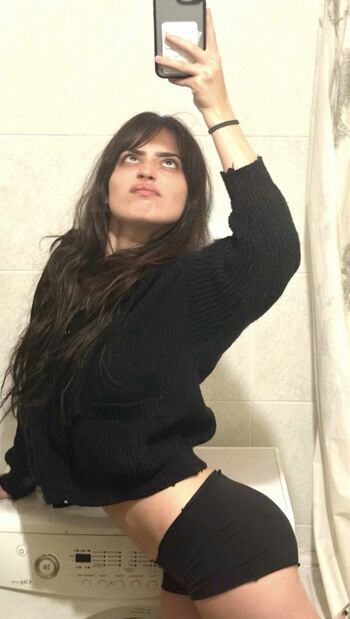 Full leaked Guzelija private photo