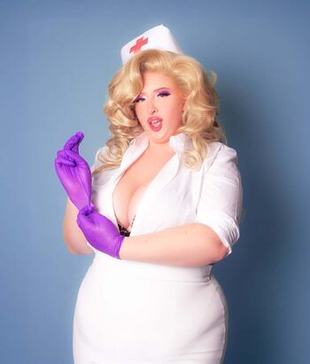 Full leaked Gwen adora private photo