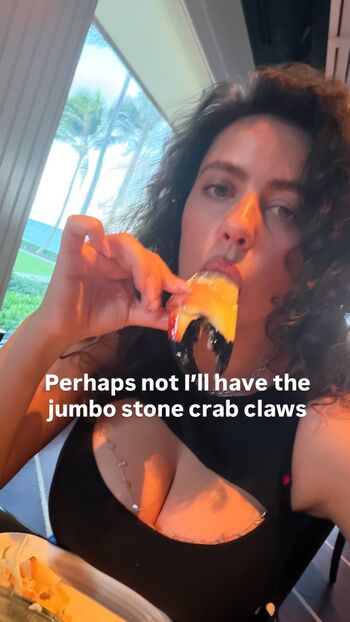 Full leaked Gwenny  page private photo