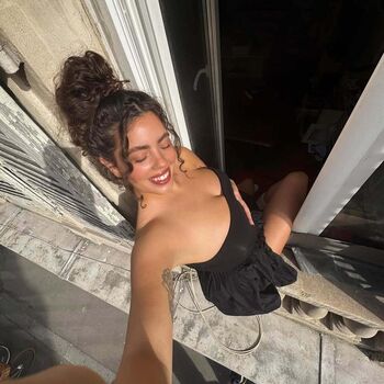 Full leaked Gwenny  page private photo