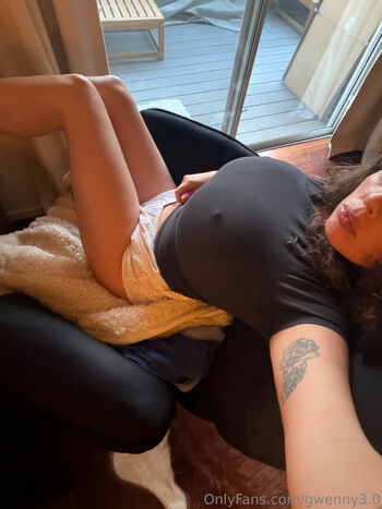 Full leaked Gwenny  page private photo