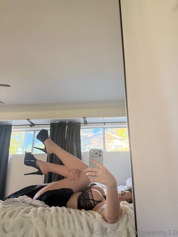 Full leaked Gwenny  page private photo