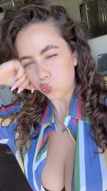 Full leaked Gwenny  page private photo