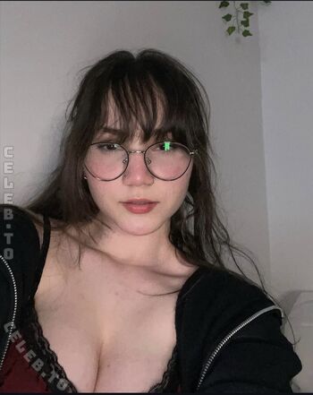 Full leaked Gyshikatx private photo