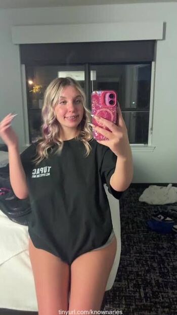 Full leaked Hadly knownaries private photo