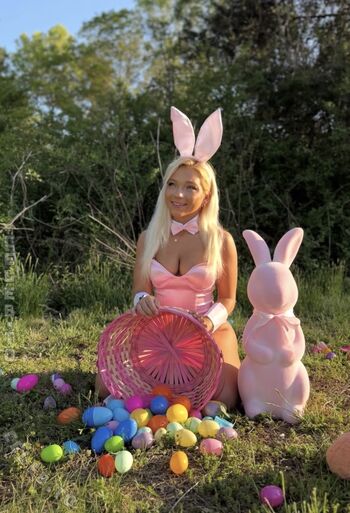 Full leaked Hailee johnson private photo