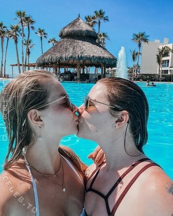 Full leaked Hailee kendra private photo
