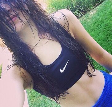 Full leaked Hailee steinfeld private photo