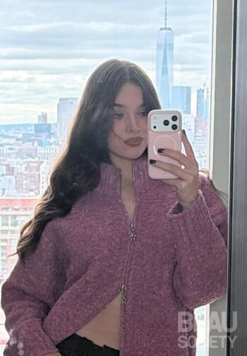 Hailee Steinfeld