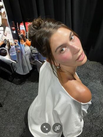 Full leaked Hailey baldwin bieber private photo