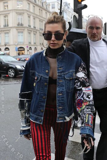 Full leaked Hailey bieber private photo