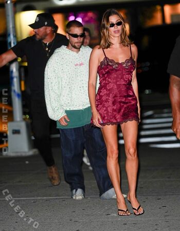 Full leaked Hailey bieber private photo