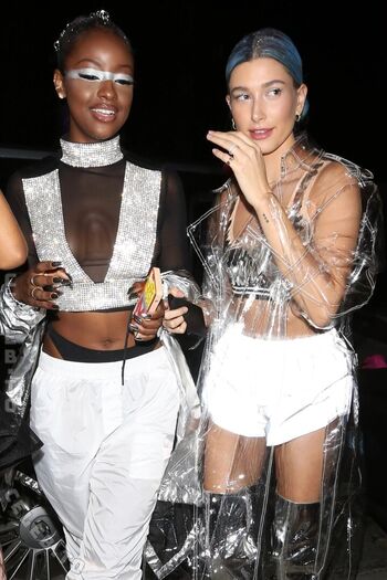 Full leaked Hailey bieber page private photo