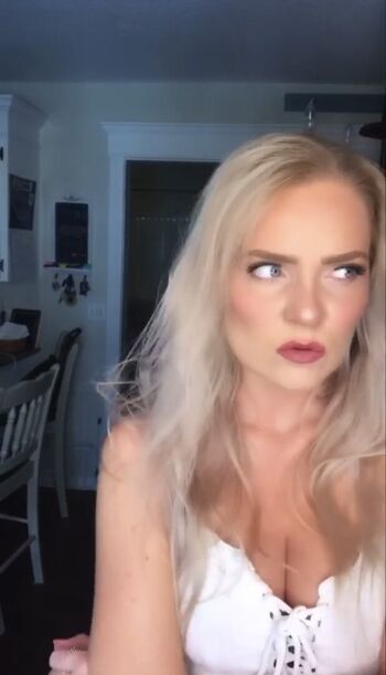 Full leaked Hailey malles page private photo