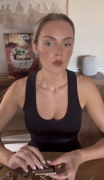 Full leaked Hailey malles page private photo