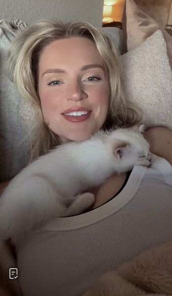 Full leaked Hailey malles private photo