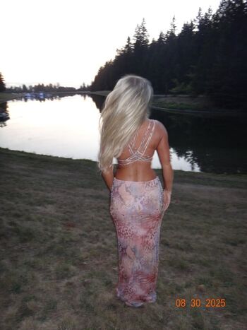 Full leaked Hailey ostrom private photo