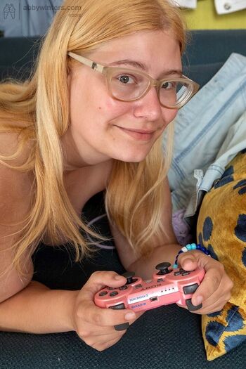 Full leaked Hailey winters private photo