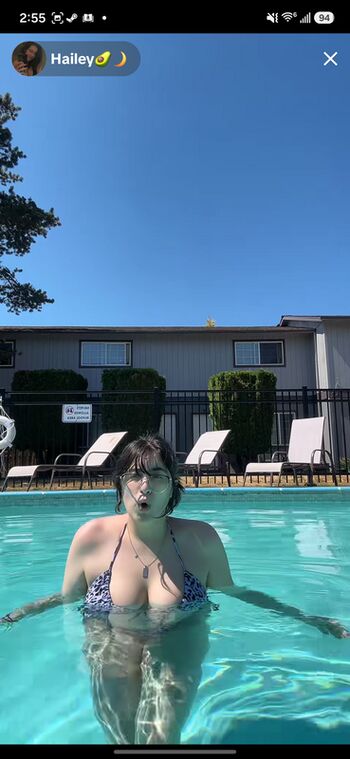 Full leaked Haileyavocad private photo