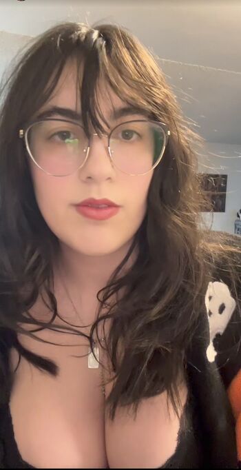 Full leaked Haileyavocad private photo