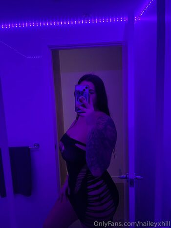 Full leaked Haileyxhill private photo