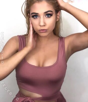 Full leaked Hailsbee private photo