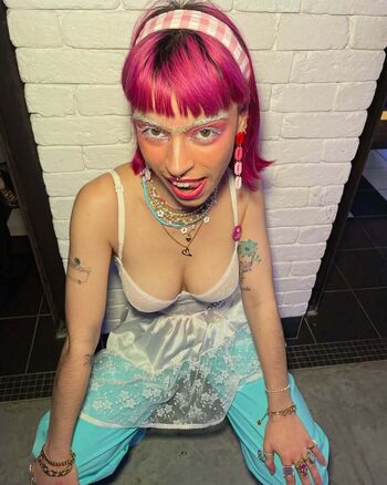 Full leaked Hairy private photo