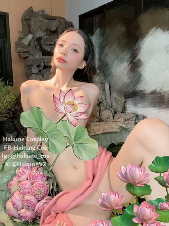 Full leaked Hakune cos private photo